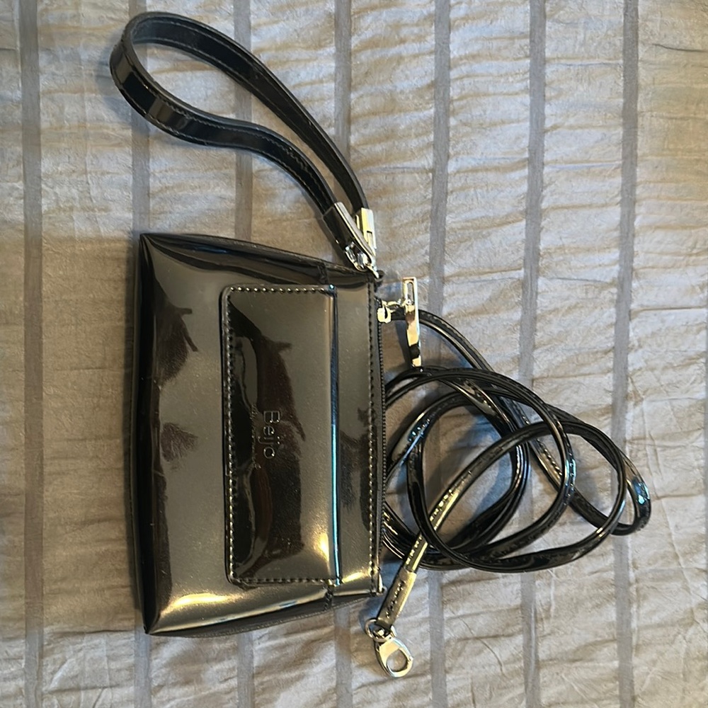Beijo Black Patent Leather Wristlet